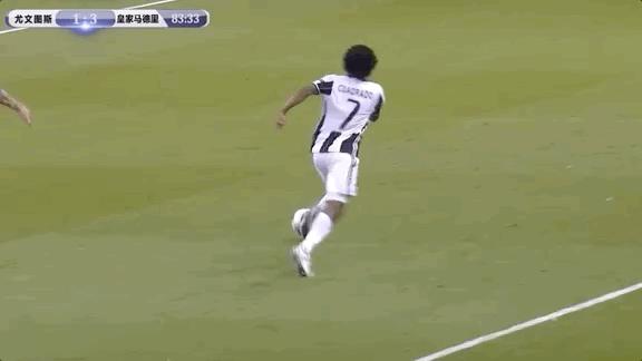 曼朱基奇13年欧冠决赛,尤文3比1皇马曼朱基奇倒钩