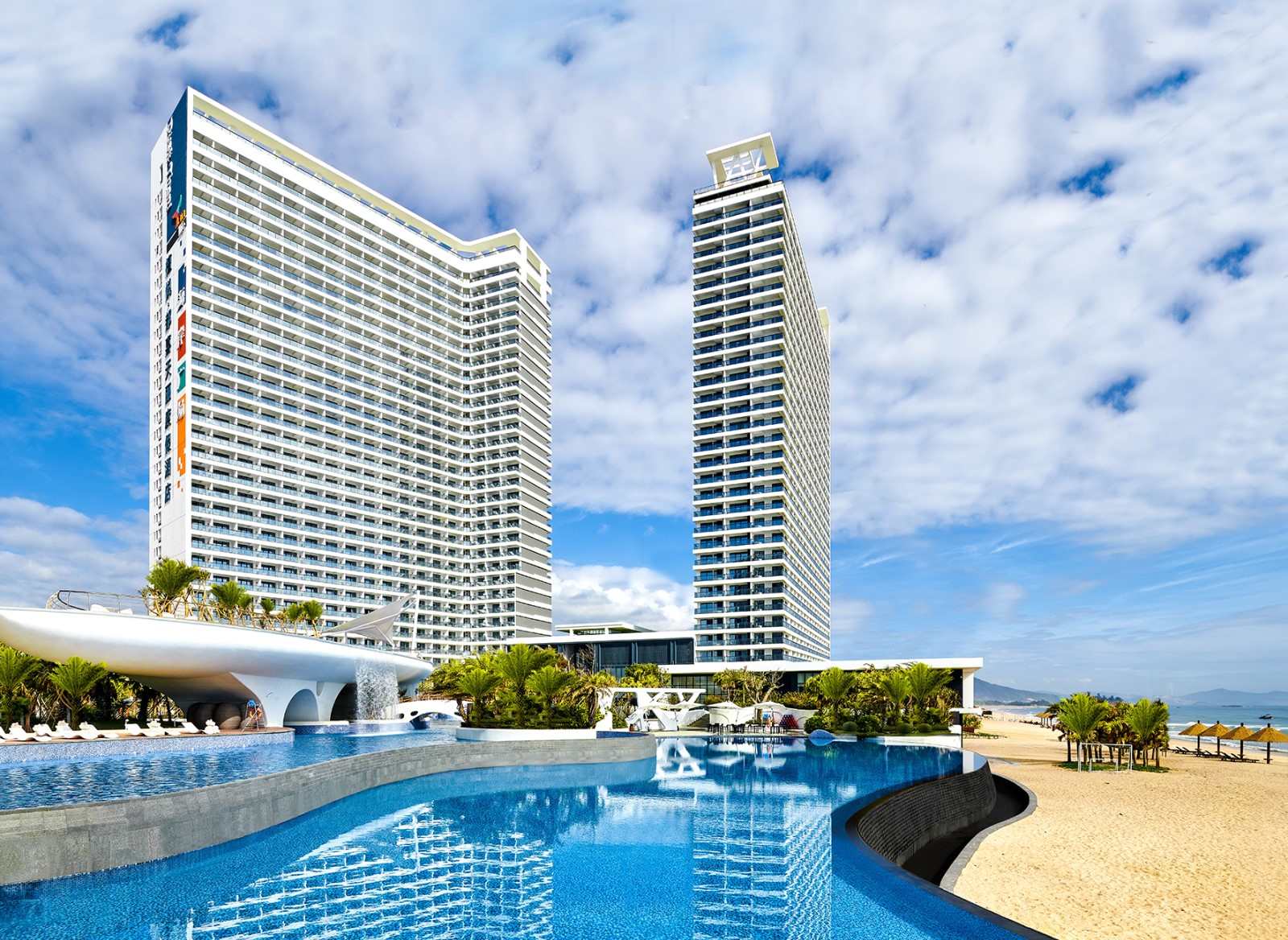 6200平泳池,1200平米小型无边泳池