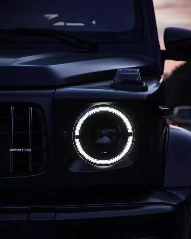 两天一套贴膜,三天一套排气,土豪的改装简直壕无人性