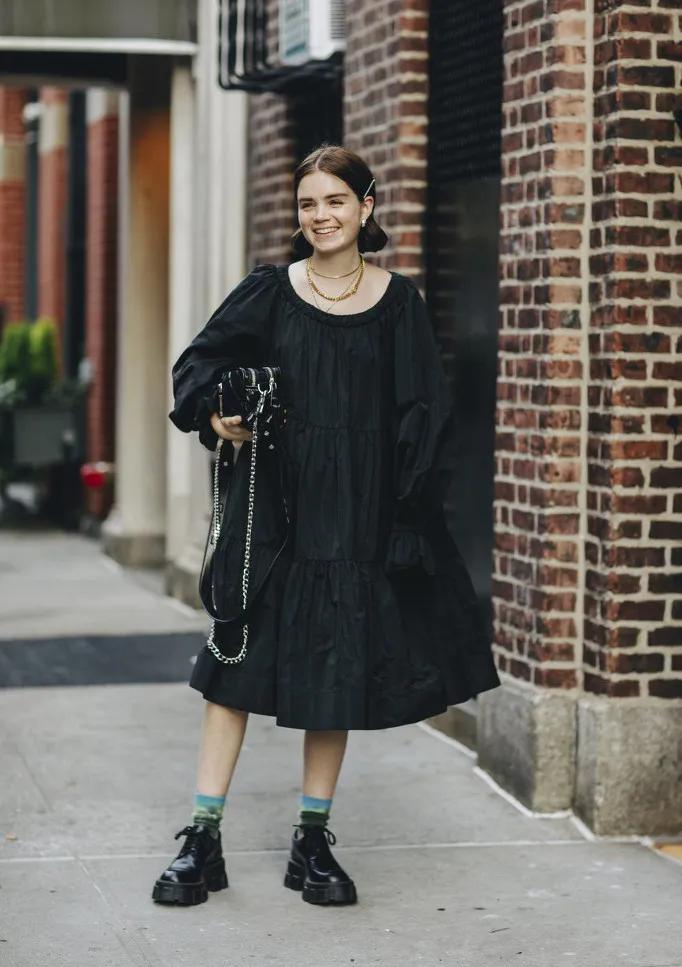 矮个子穿娃娃裙,穿娃娃裙适合扎的发型