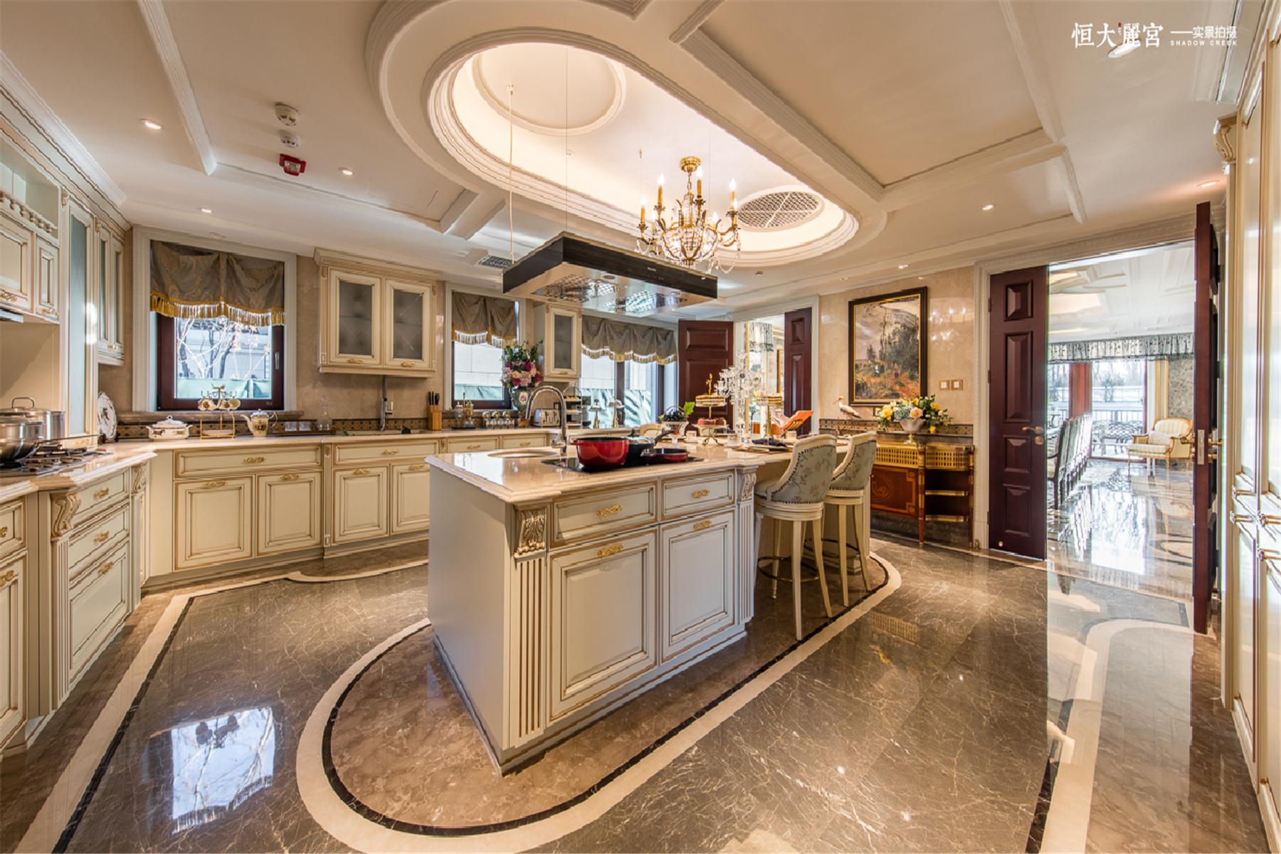 别墅精品豪宅首选,独栋大平层豪宅200-300平