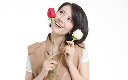 吴宣仪烤瓷牙怎么做,吴宣仪的整牙前