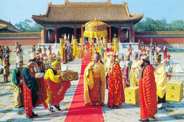 她是观音的长辈,百毒不侵,比如来还厉害