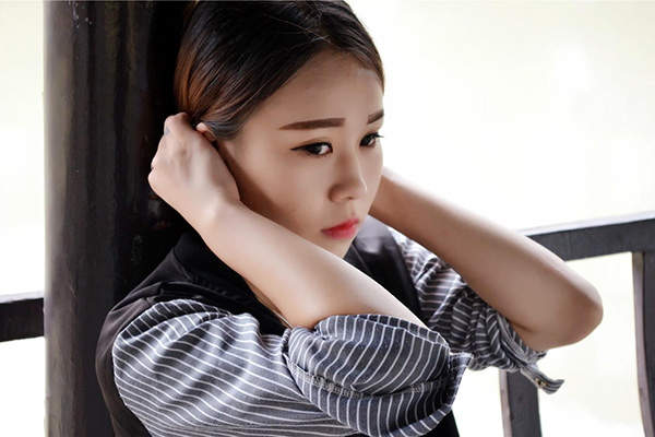 女性体毛多是什么原因,体毛多有什么脱毛方法吗