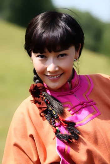 女星阿斯茹悲壮的爱情宣言：要是你瘫痪了，我就做你的双腿