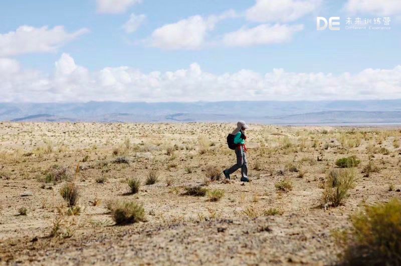 一个不会读书的人要怎样改变一生,读书的人能过一万种人生