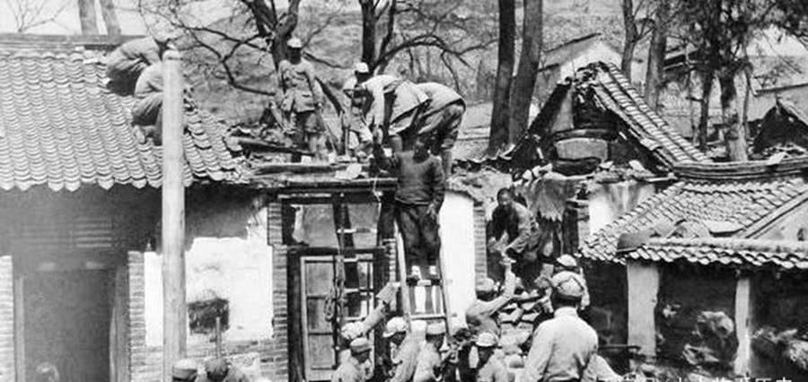 八路军和美国记者,八路军面对美国记者