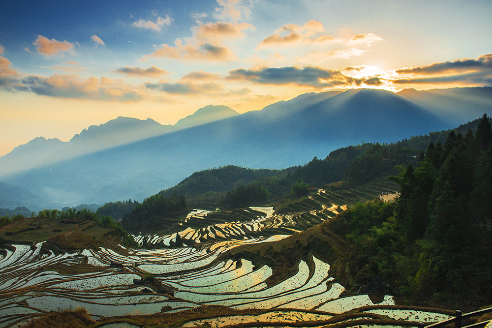 cnn评选的中国最美的30个地方,美国cnn评出中国40个最美丽的地方