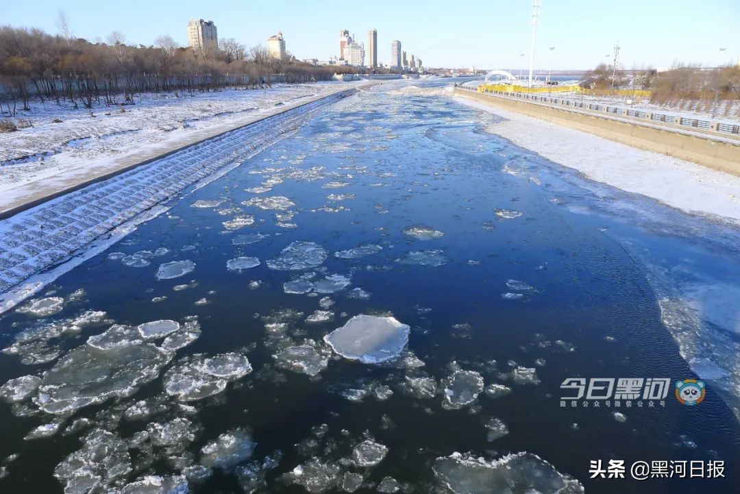 立冬，黑河跑冰排了！这次，我欠它一次“约会”