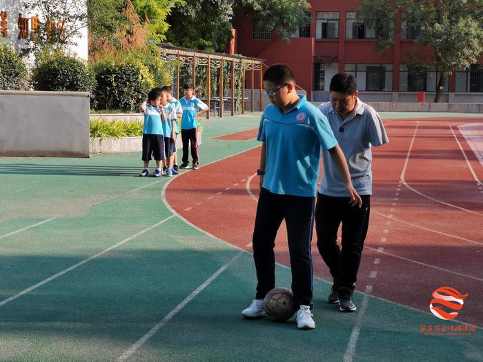 体验“特教老师的一天”体会他们的别样教学和不为人知的酸甜苦