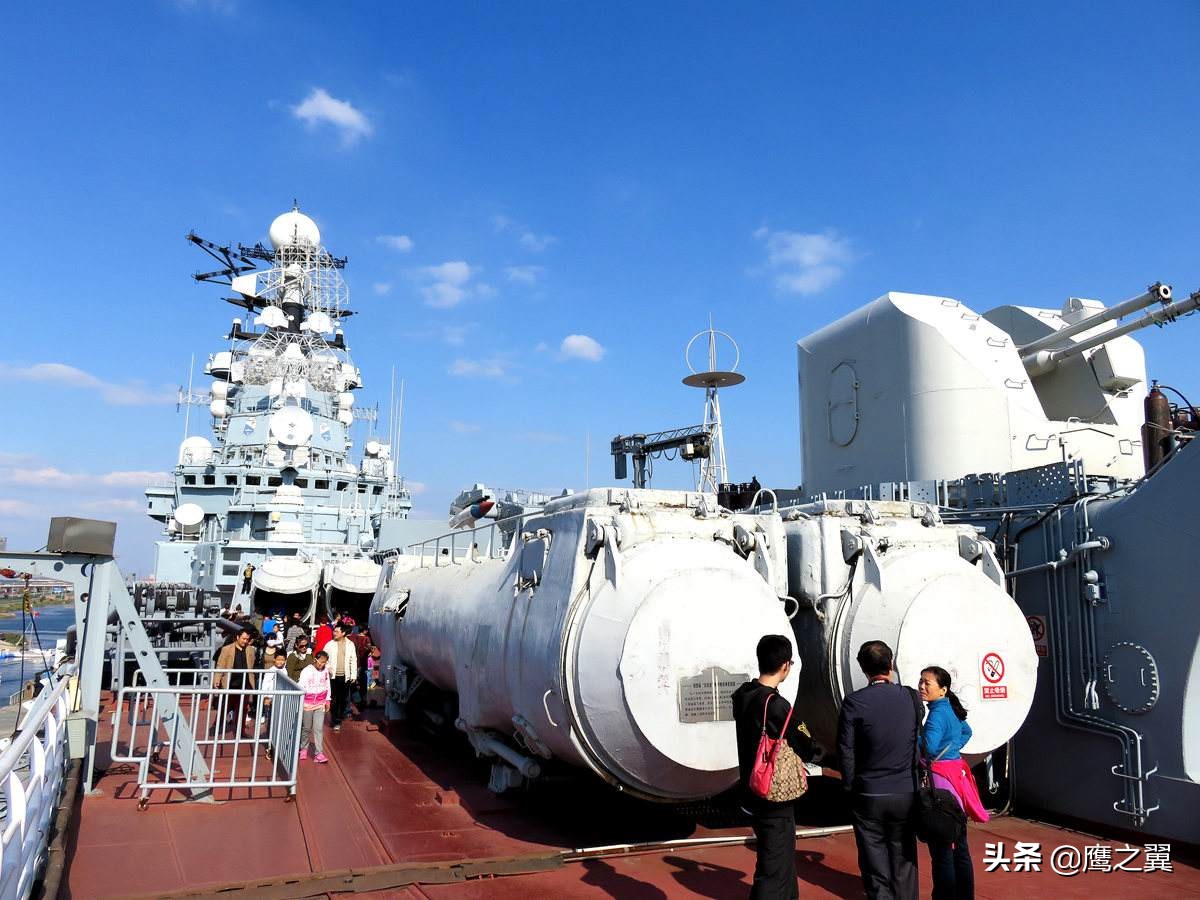 天津航母主题公园有几个航母,天津航母主题乐园在外面能看到吗