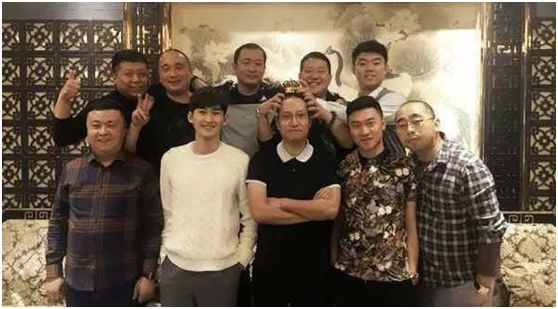 明星们的同学聚会照片,明星同学聚会照