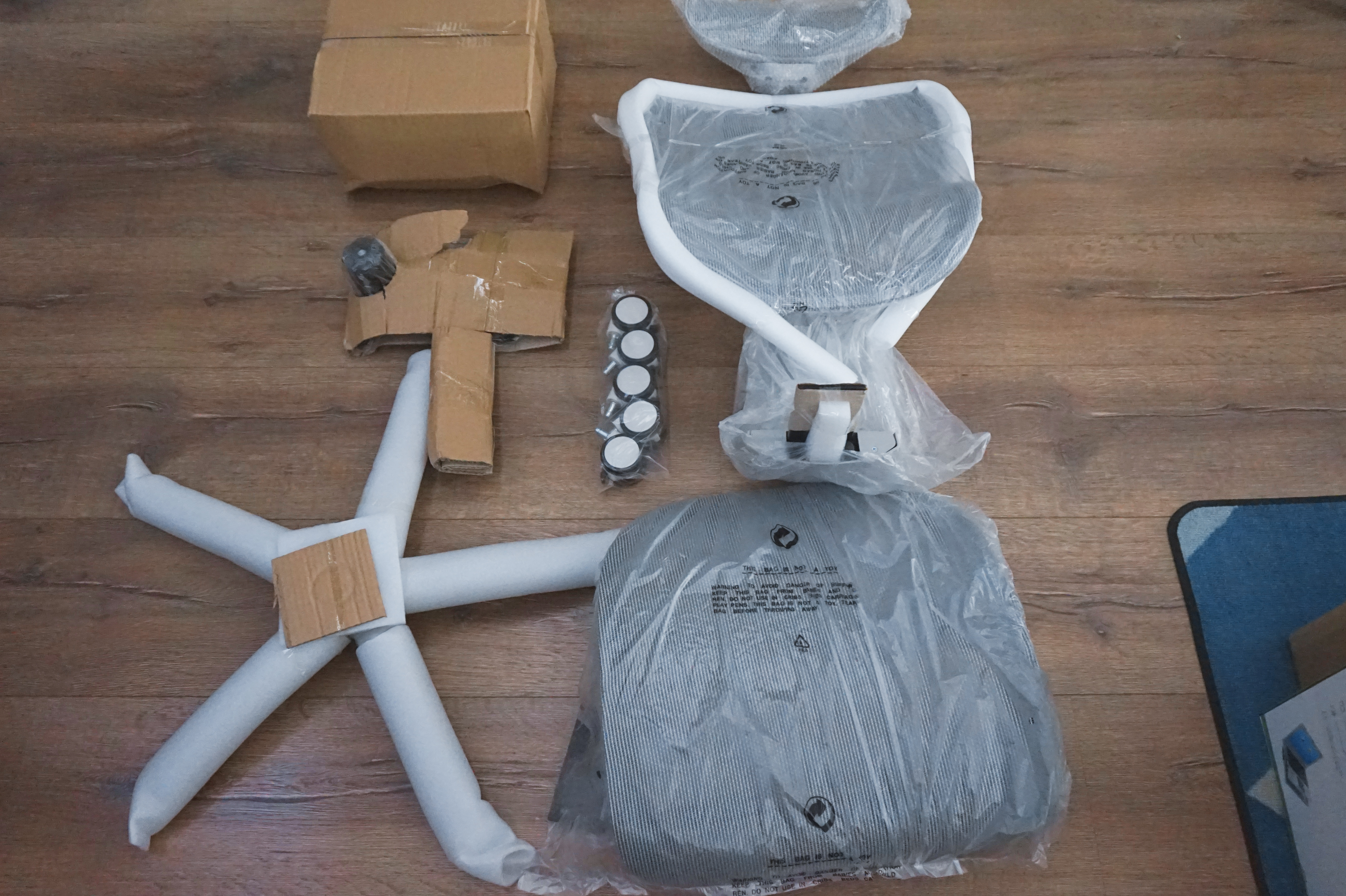 一千元可以从小用到大的人体工学椅，达宝利S10开箱体验