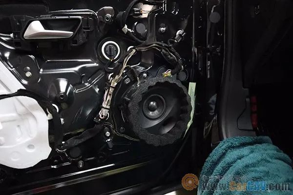 标致2008如何更换鸣笛喇叭,标致2008改装音响不响