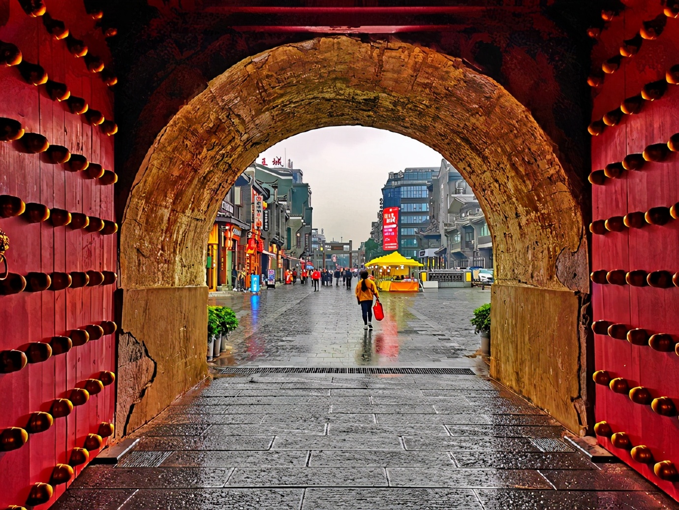 雨中漫步骑楼老街,桂林正阳街旅游攻略