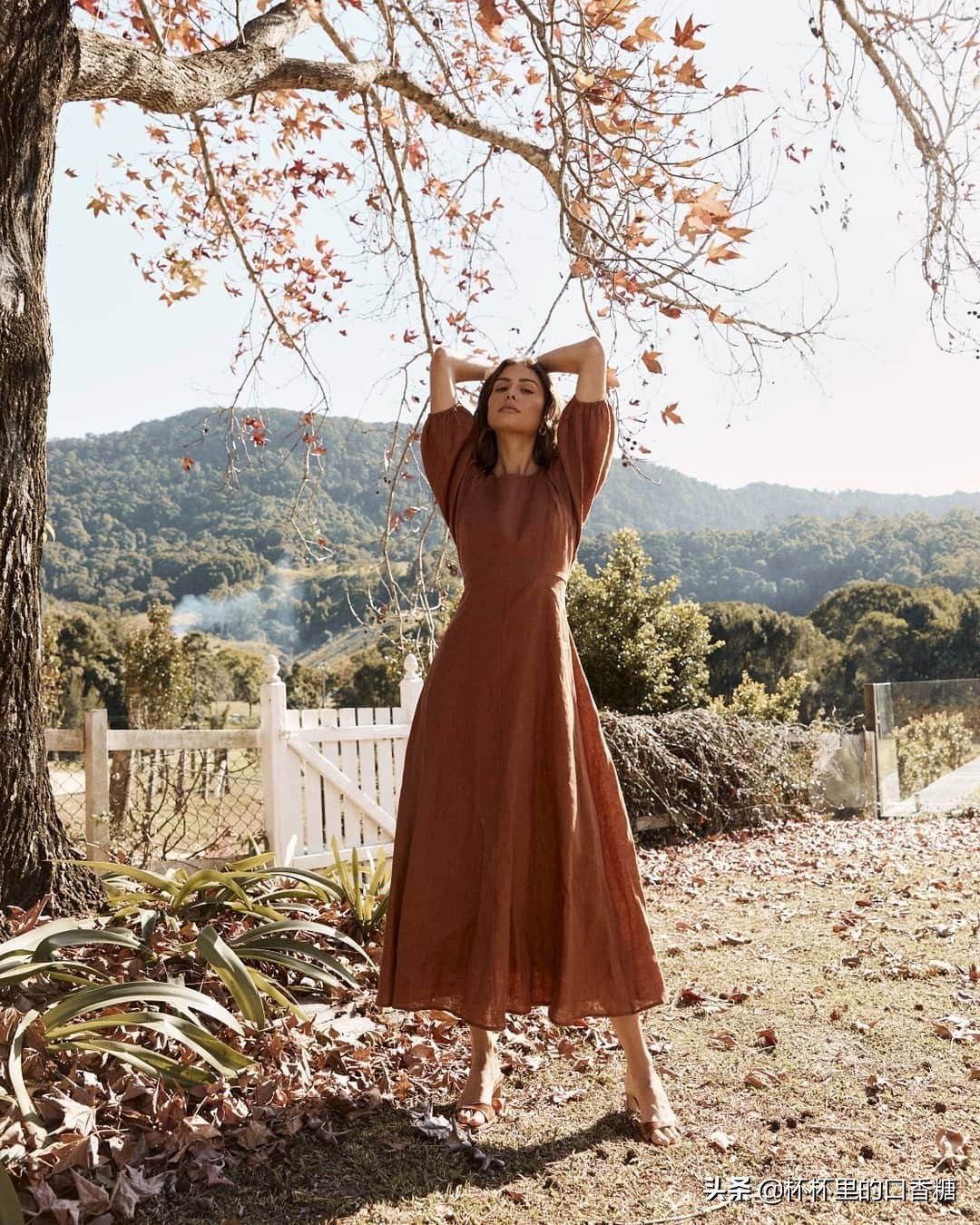 让婚服日常也能穿着，澳洲品牌DISSH释出100%亚麻材质婚服设计