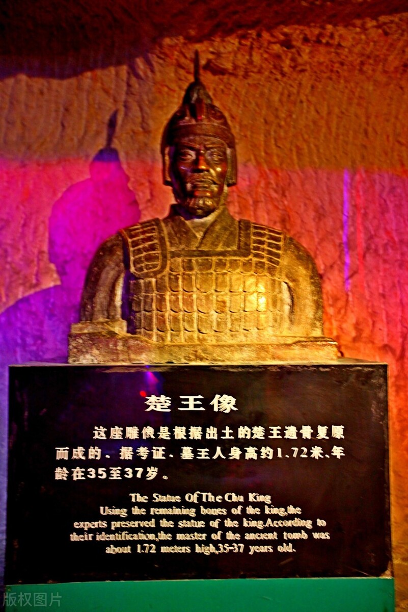 屈原为何投江而死,鄢郢之战屈原投江