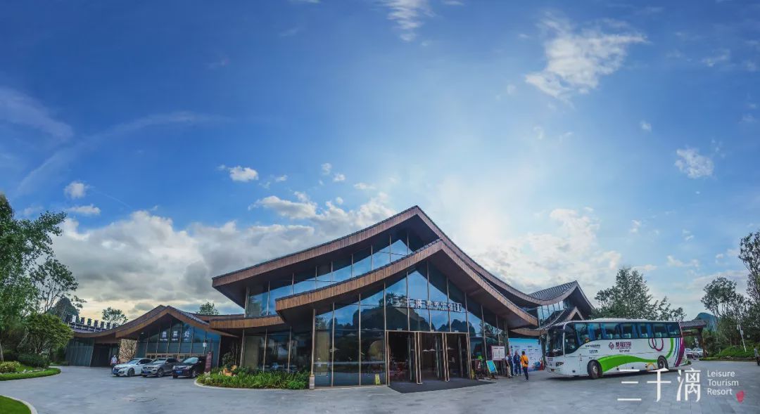 柳州周边迅速蹿红的江枫船屋别墅!天空之境简直美绝了