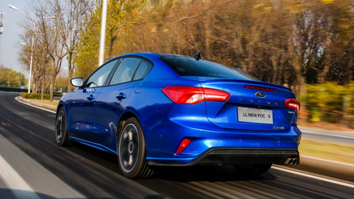 福特福克斯三缸发动机值得入手吗,福特福克斯1.5t三缸10万公里