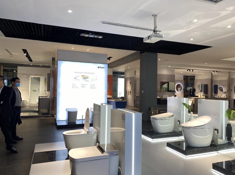 欧路莎卫浴直播现场,欧路莎卫浴开工