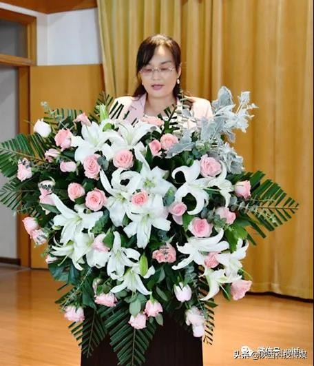 庆5.12国际护士节活动致辞,国际护士节表彰暨专题讲座