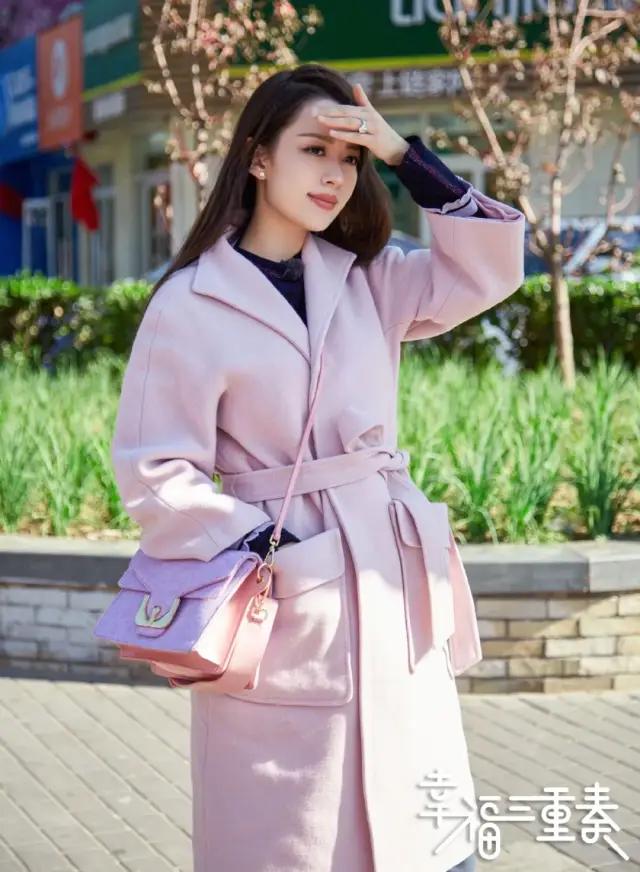 轻奢包包几千块,性价比高的轻奢包包