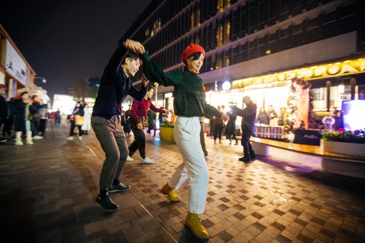 光音表演,光音舞台现场