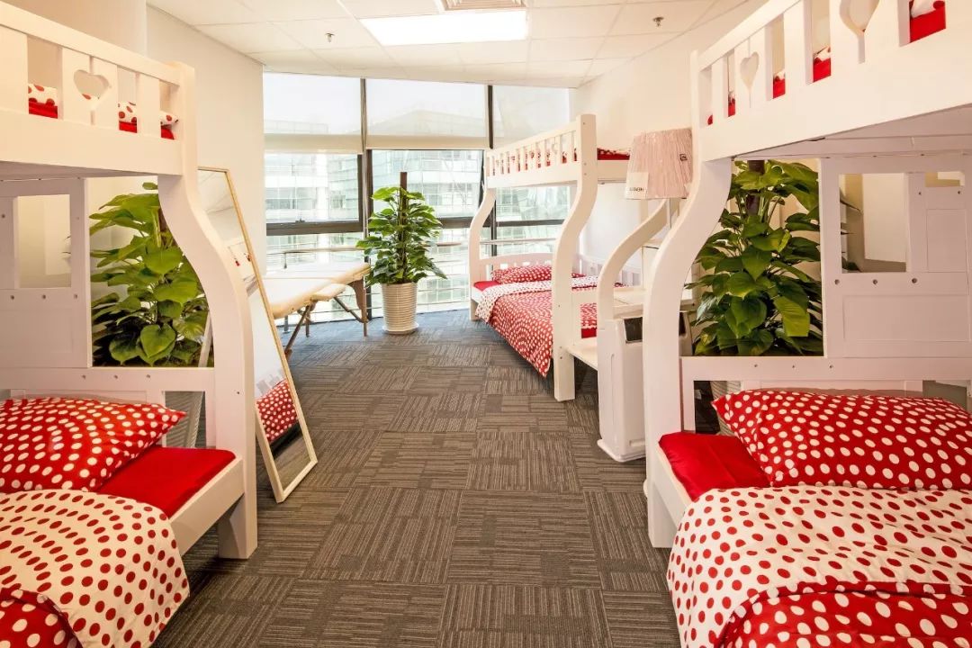 灏忕背蹇墜鎬婚儴,灏忕背鍐呴儴澶фゼ