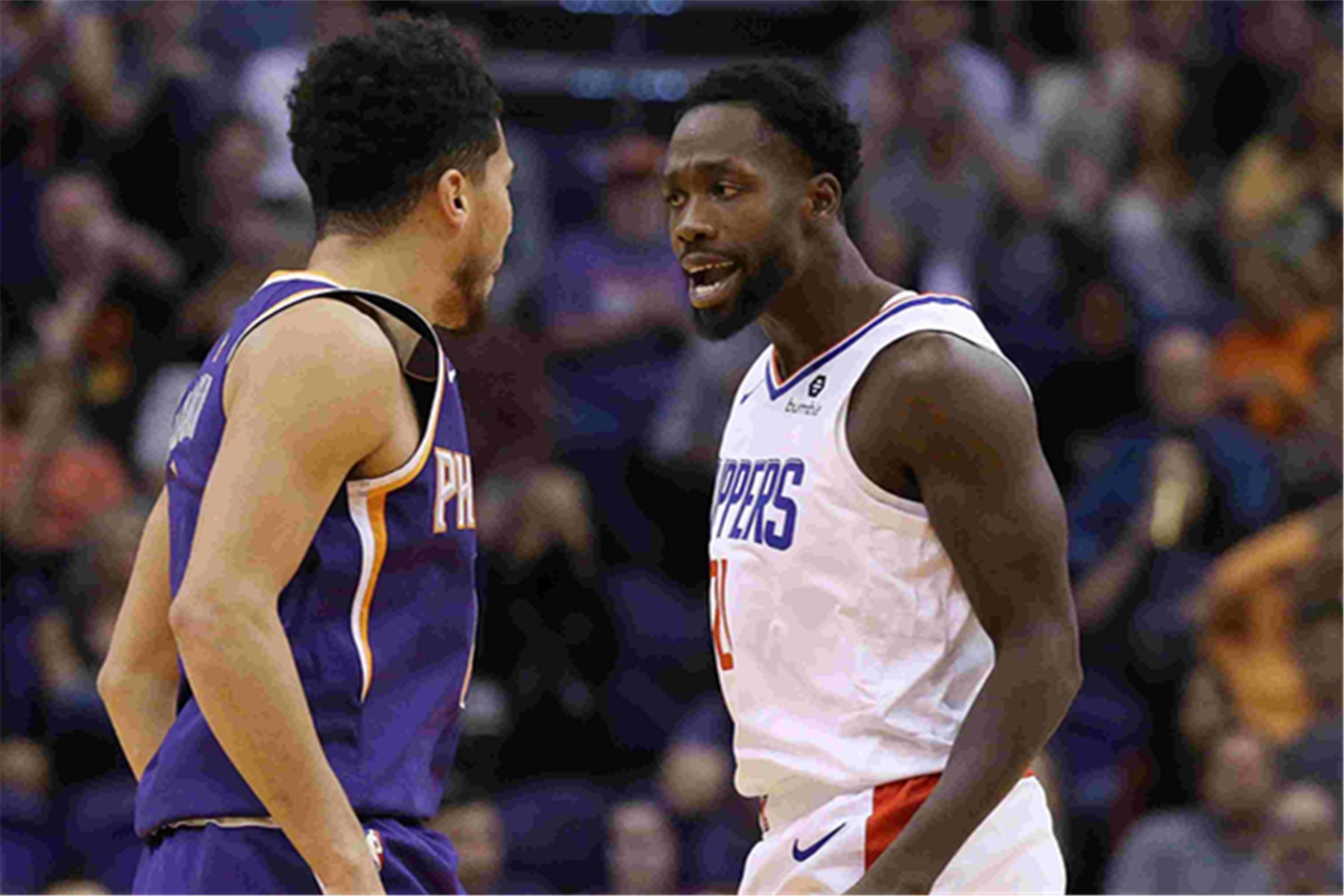 nba季前赛球员上脚鞋款一览12月,勇士队乌布雷上脚的鞋