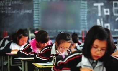 初一作业老是做到凌晨怎么办,孩子写作业到凌晨5点