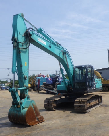 二手sk200-8挖掘机多少钱一台,日本原装进口最新款神钢挖掘机