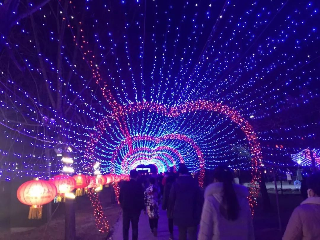 温泉灯光展,温泉灯光秀打卡点