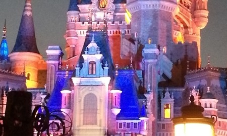 去上海迪士尼主题乐园视频,上海迪士尼童话时光