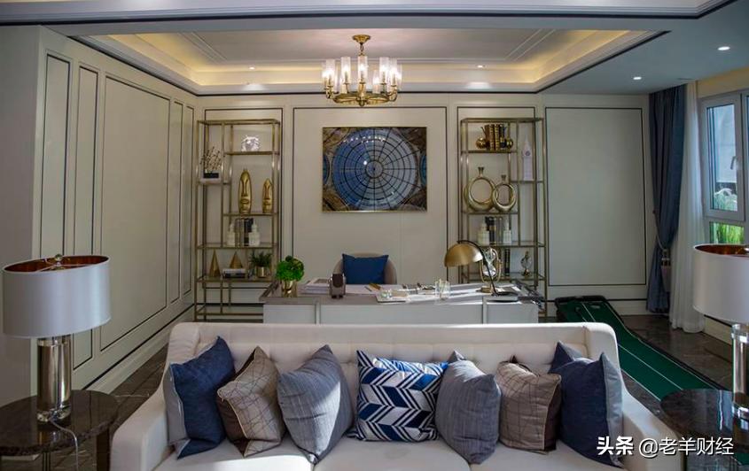 这次巴菲特买了这家，奢侈级家居用品零售商