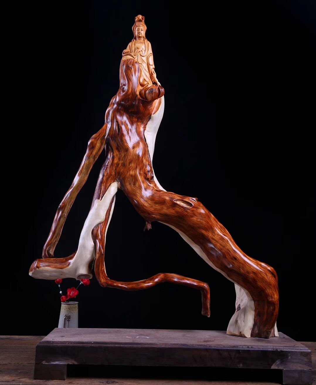 大木头雕刻过程图片欣赏,精雕木头纯手工