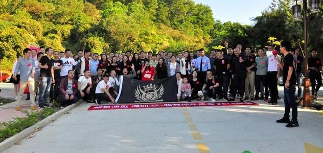 丰田车友会和mini车友会,宝马mini车友会对比照