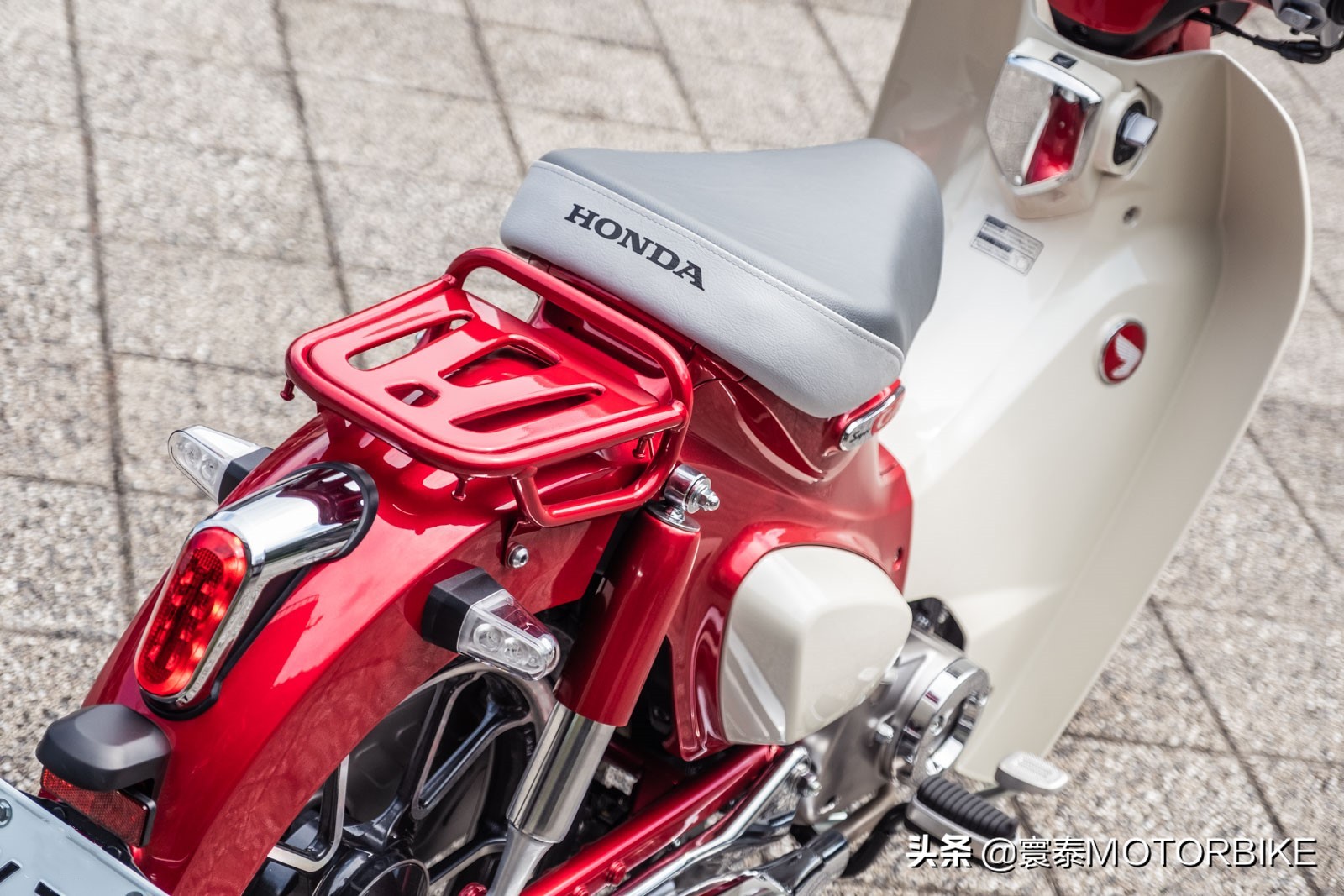 本田超级幼兽supercub,2024本田超级幼兽supercub