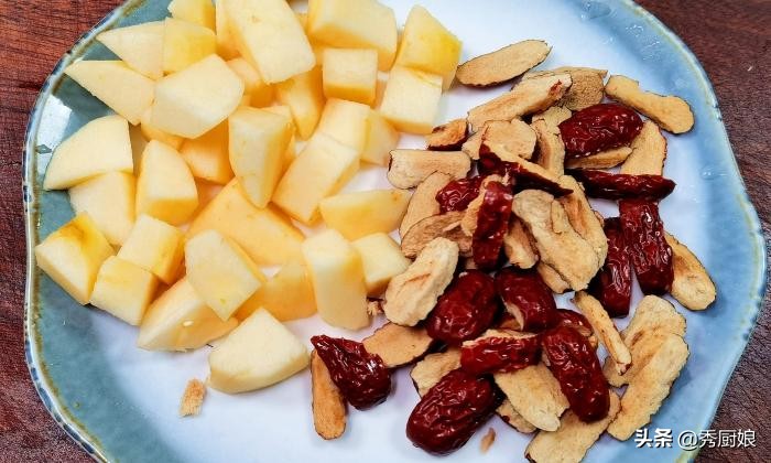 冬天喝什么粥养胃又营养,冬天早餐喝什么粥营养又简单