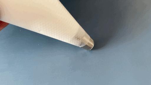 没有裱花袋裱花嘴泡芙奶油怎么挤,奶油裱花嘴怎么自做