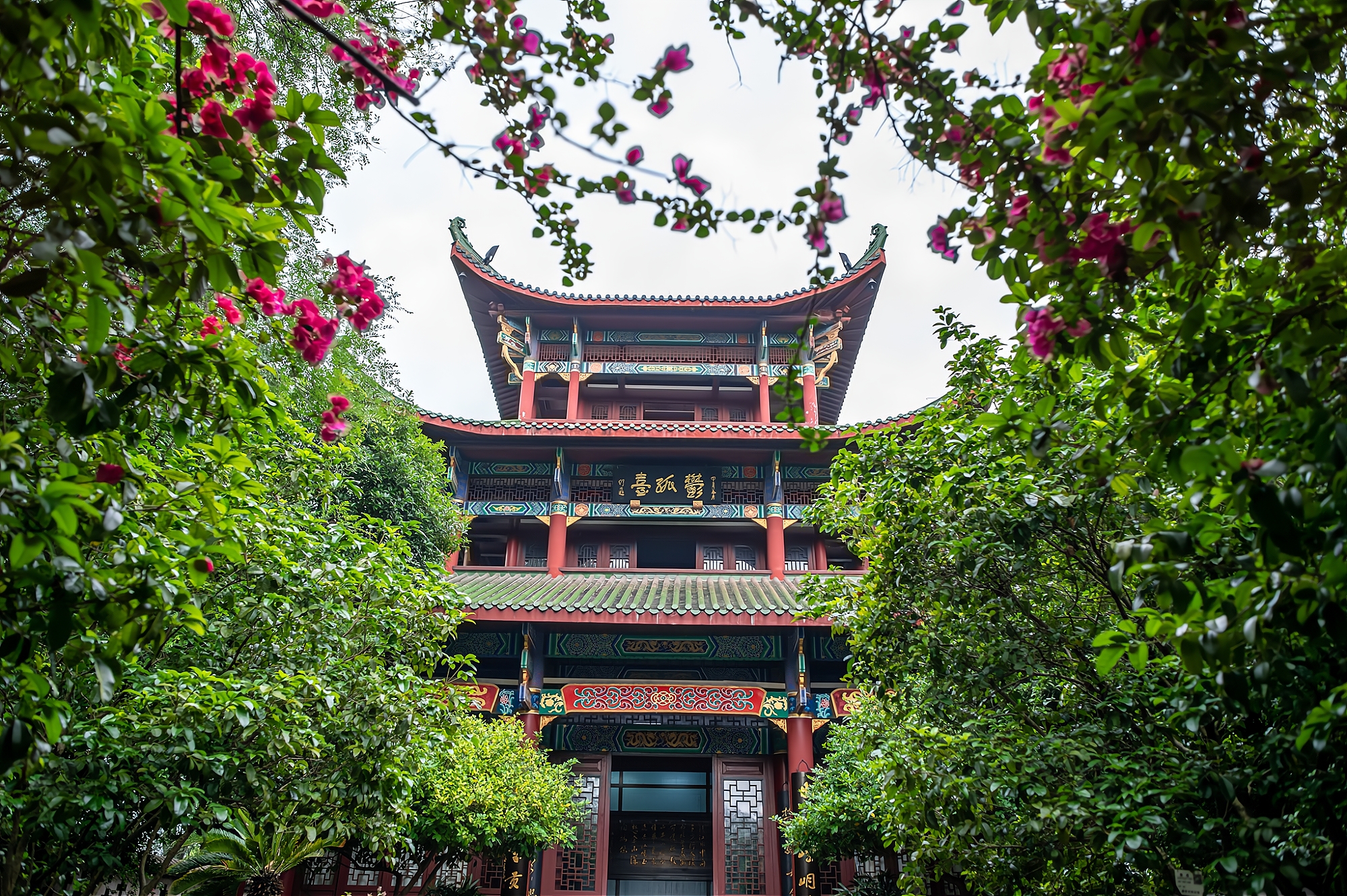 江西赣州,一座被严重低估的旅游城市,被誉为“江南宋城”