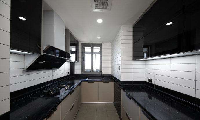 厨房橱柜台面用什么颜色最好,厨房台面选什么颜色的柜门