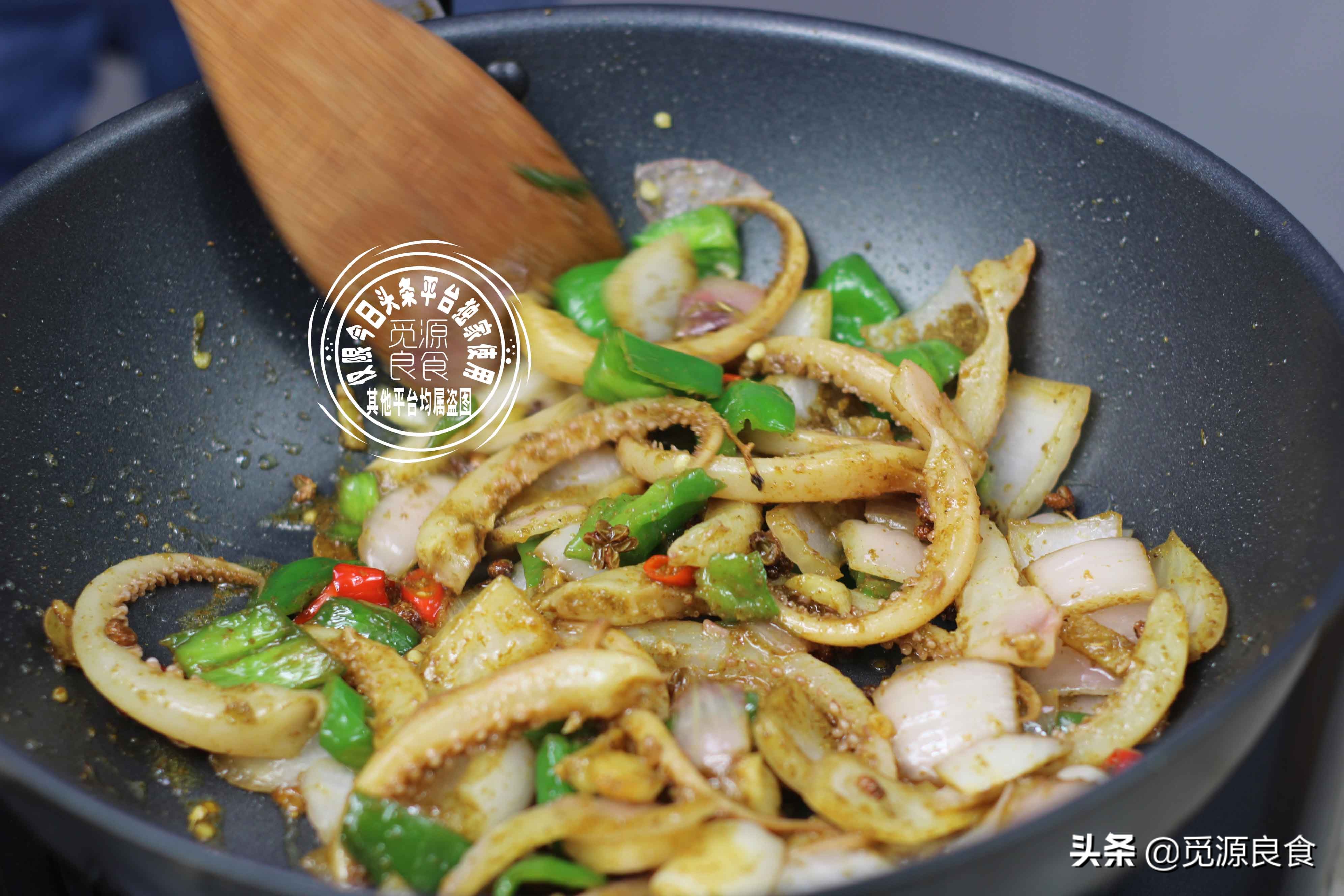 鱿鱼焯水后爆炒3分钟能熟吗,爆炒鲜鱿鱼的做法大全家常窍门