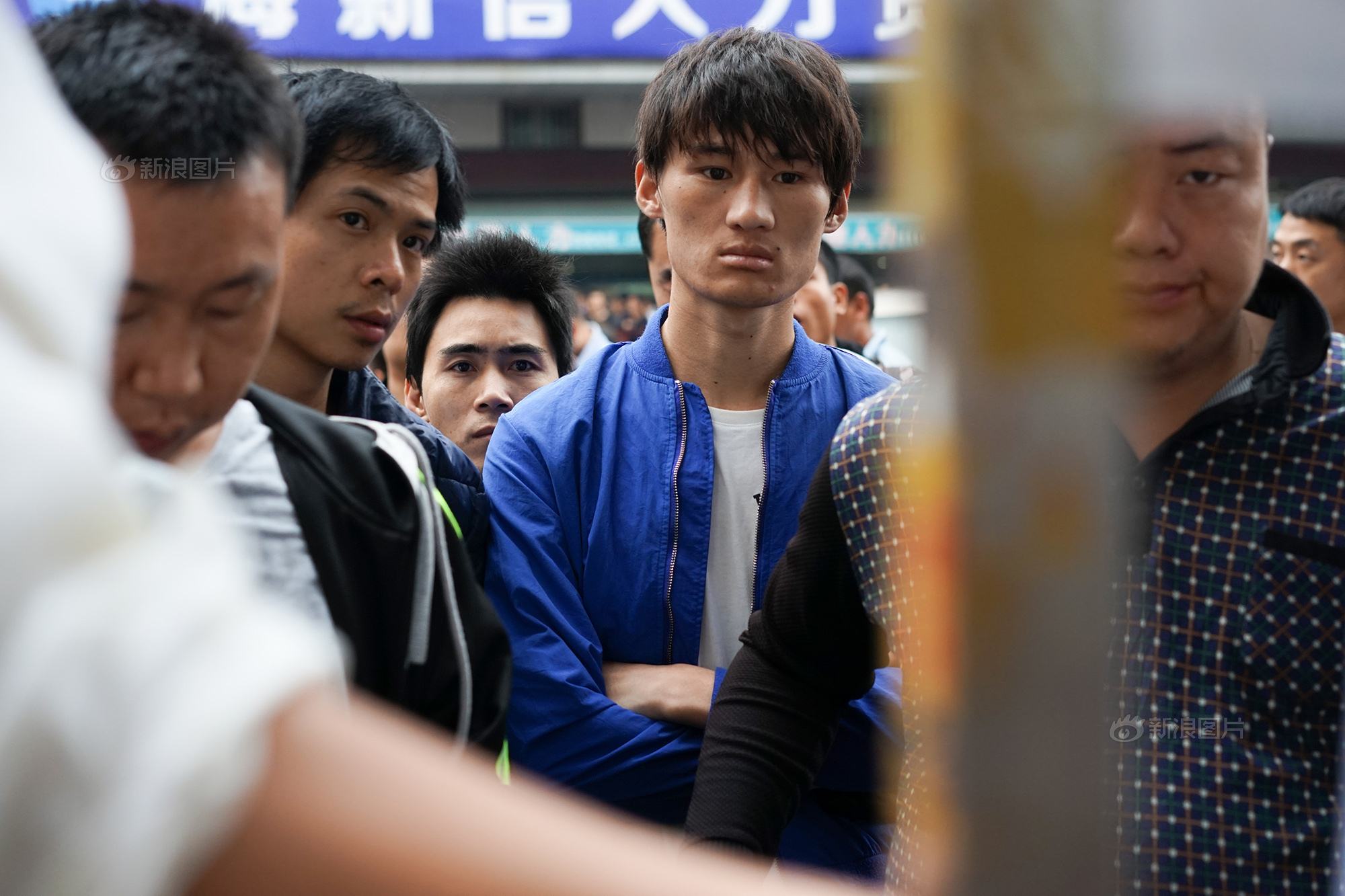 三和大神懒得出奇，华为精英疲于奔命：人生不易，不偷懒，不死扛