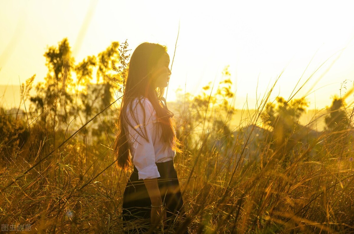 翻遍手机,连个能谈心的朋友都没有:2种现代人的孤独症你有吗?