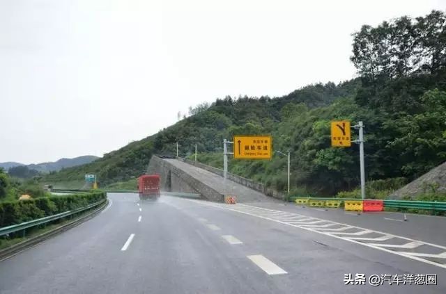 刹车失灵保命和自救方法,如果刹车突然失灵怎么办