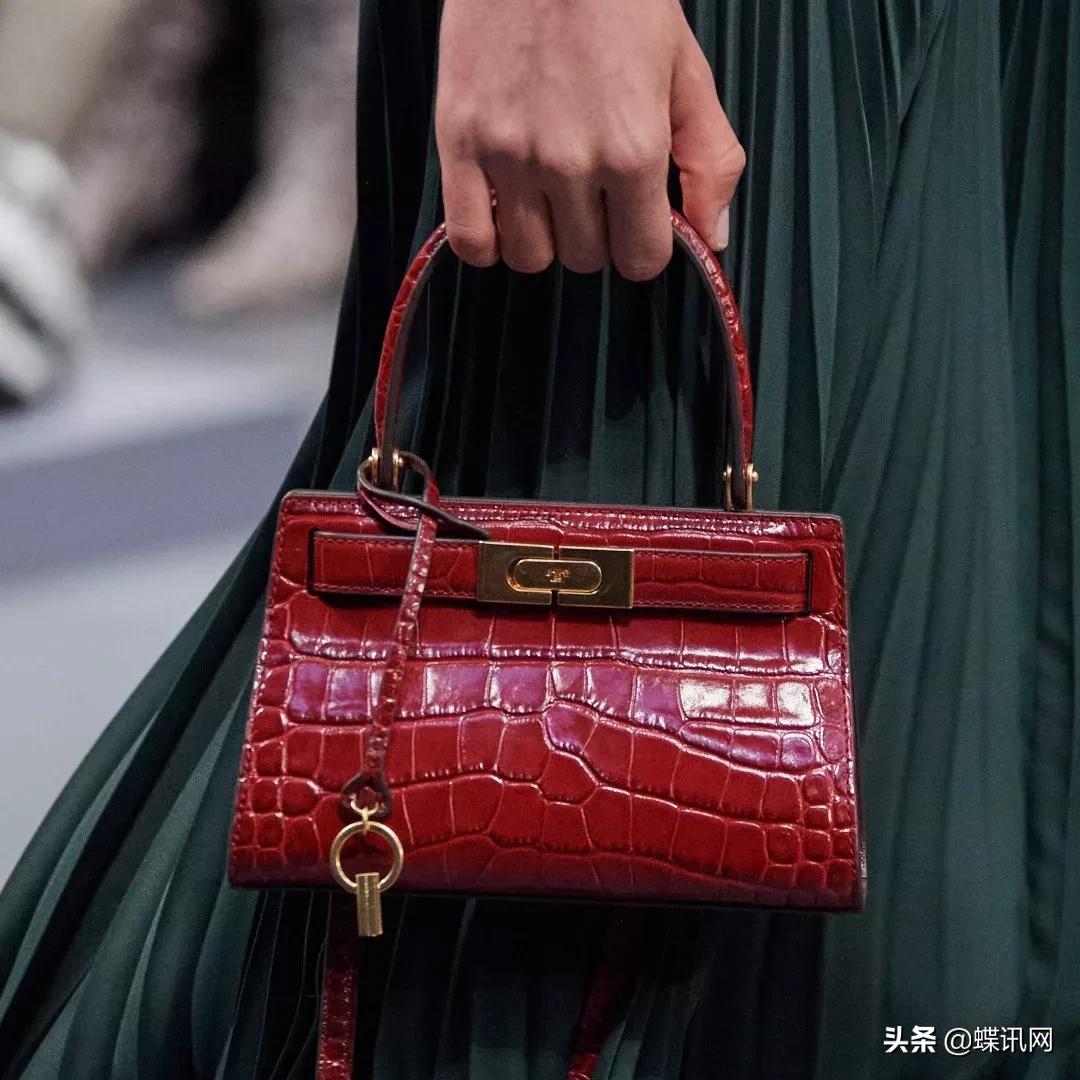 toryburch是真珍珠吗,toryburch算不算奢侈品牌