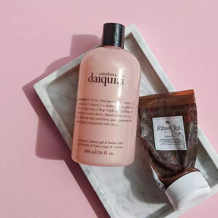 用了不会长痘的沐浴露,青春期背后长痘用什么沐浴露