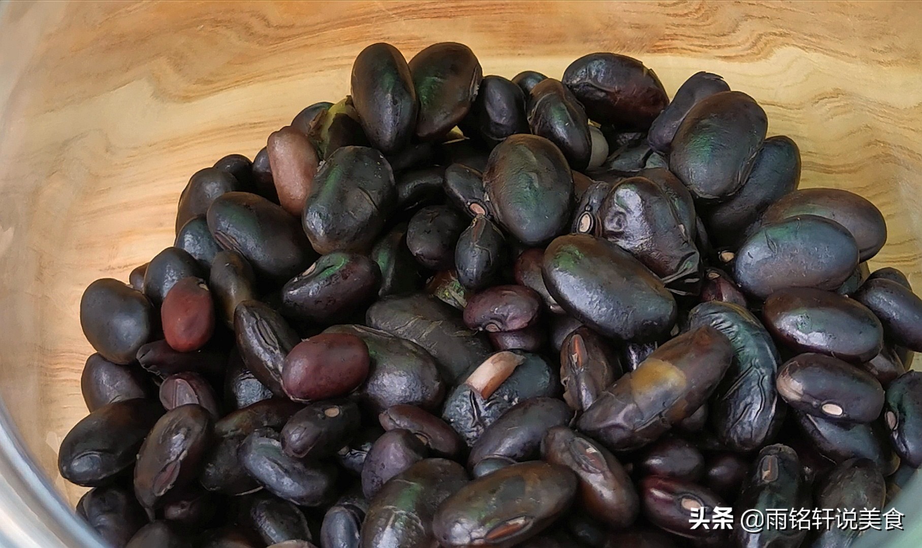 补药一堆不如黑豆一把，教你黑豆养生的吃法，常吃身体好处多