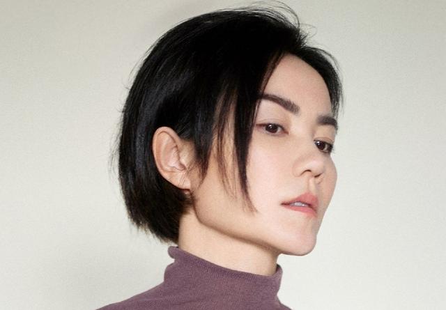 王菲拍内衣广告,王菲内衣广告图片