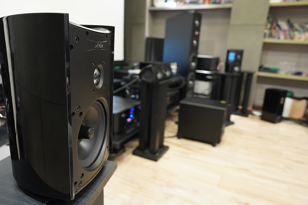 巨婴的电影叫什么名字,巨婴电影叫什么名字